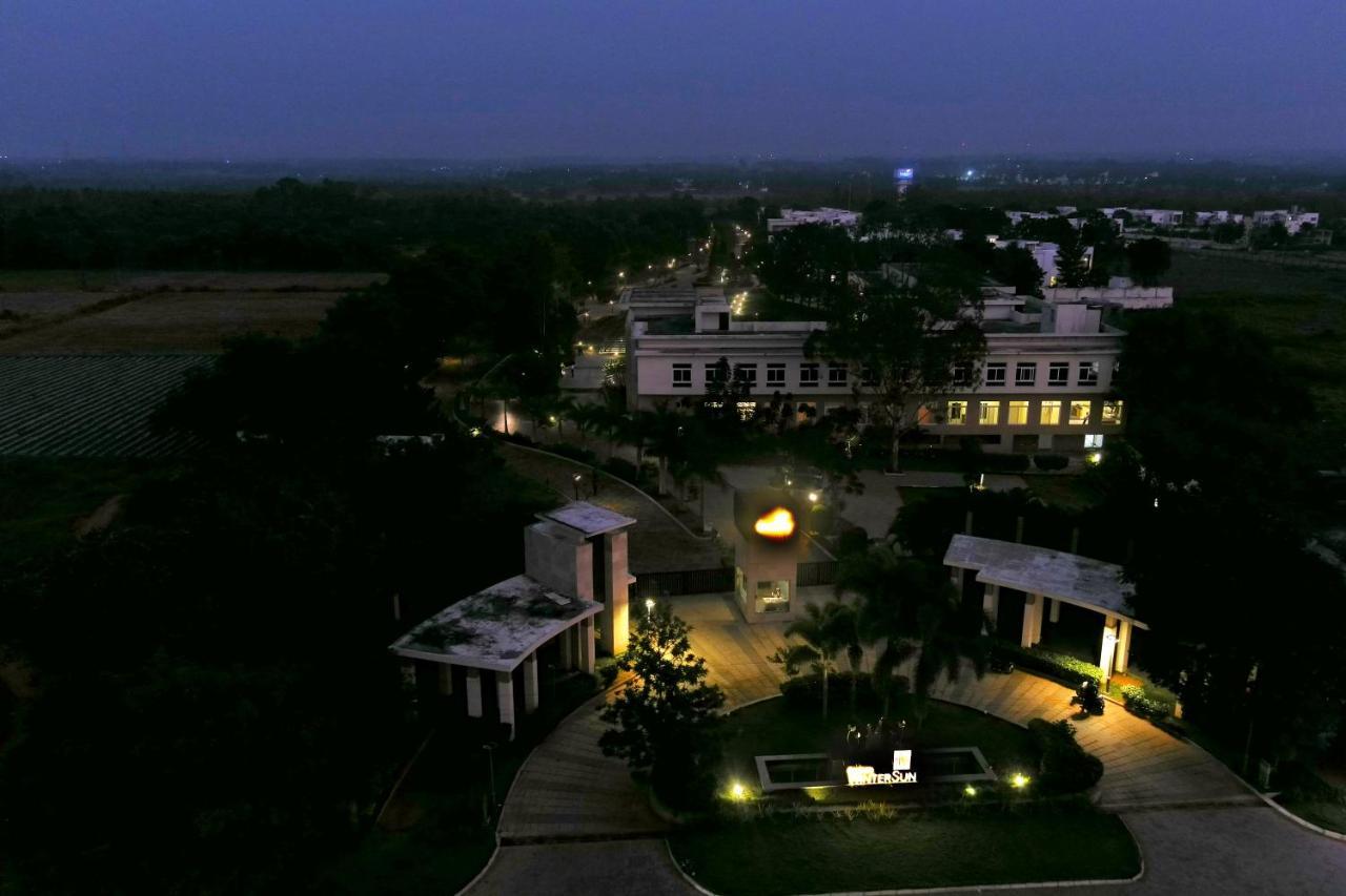 Spree Resort At Century Wintersun Dod Ballāpur Eksteriør bilde